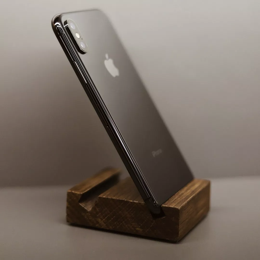 iPhone Xs 256GB ブラック 背面ひび iPhone XSブラック 本体 裏側ひび割れあり Apple iPhoneXS ブラック